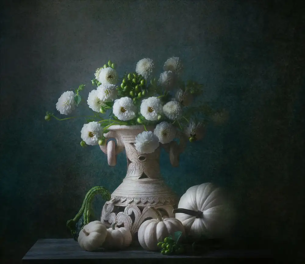 Catherine, W.: White Autumn
