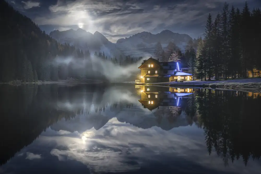 Panizza, Ghizzi Alberto: The Moon rises from the mountain