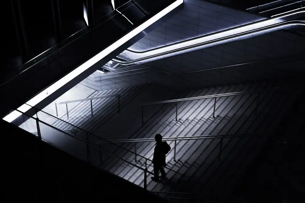 Hata, Satoshi: go underground
