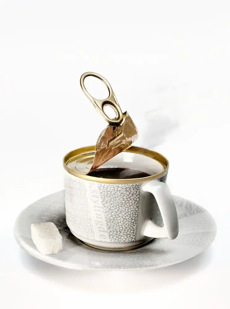 García, M. Jesús: Canned Coffee