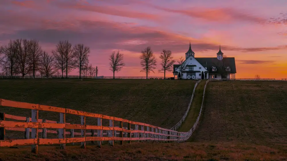 Xiao, Hanping: Sonnenuntergang über der Manchester Farm