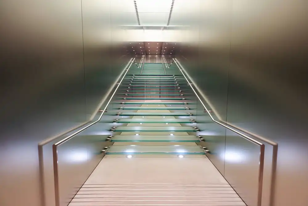 Schneider, Cheryl: Staircase IV