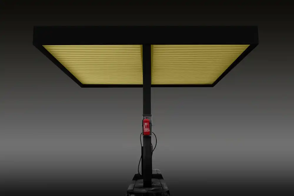Endermann, Rolf: petrol station