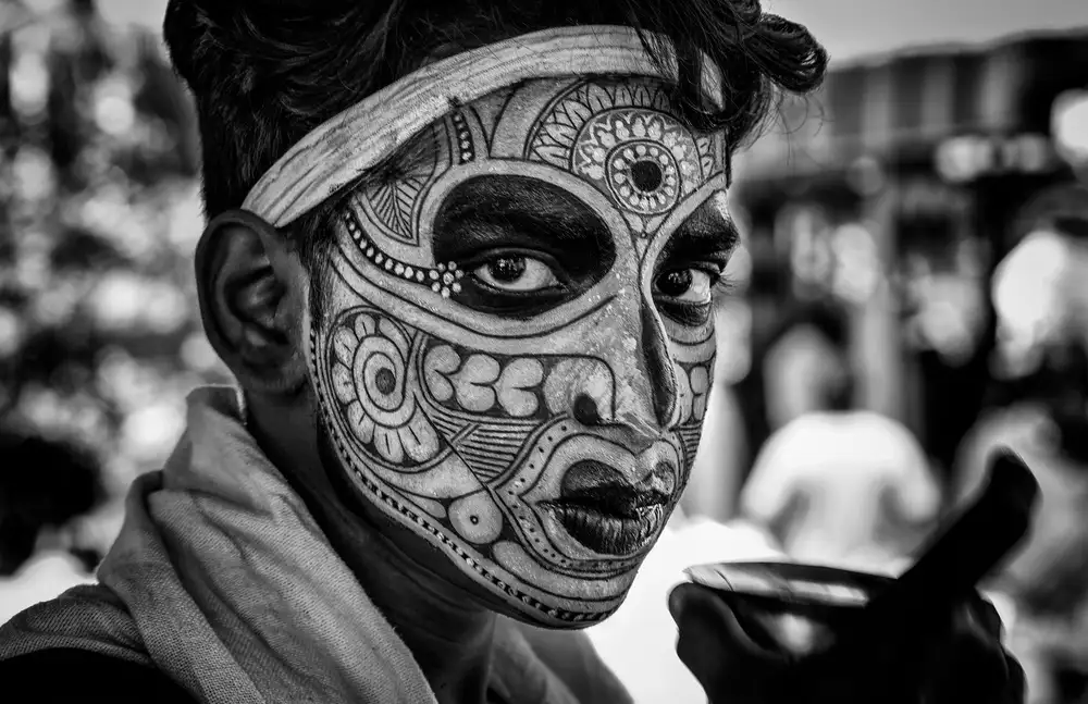 Garmendia, Inazio Joxe: Obřad Theyyam pije trochu vody – Kannur – Indie“
