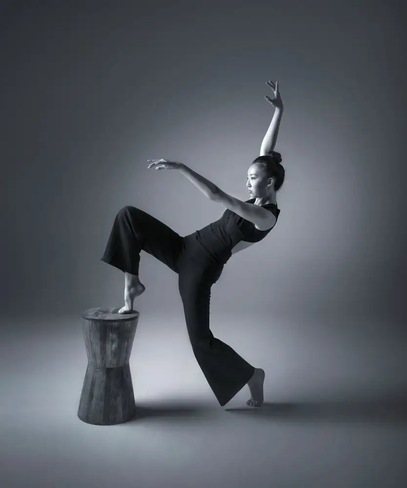 Catherine, W.: Dancer