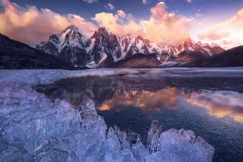 Hao, Damon: ice and fire