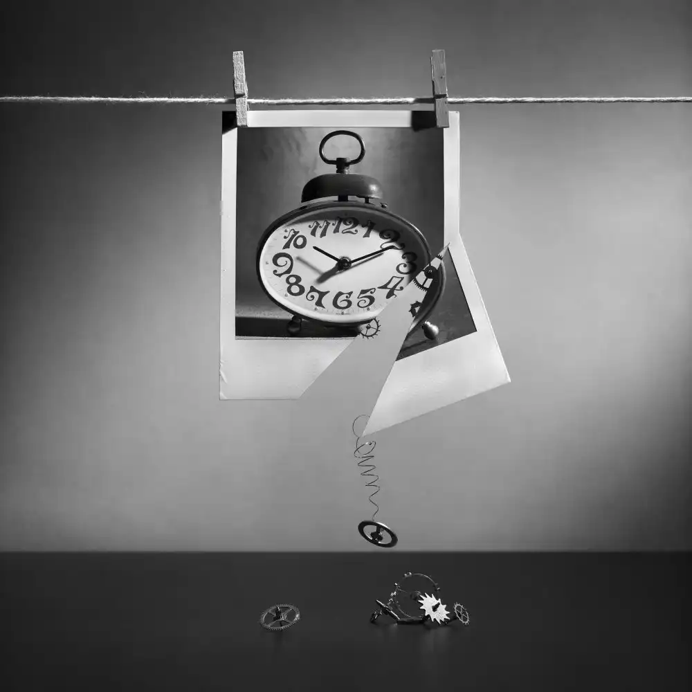 Glinka, Victoria: The time is almost out. Version 2