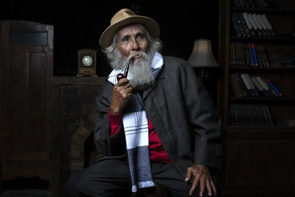 Pratikto, Lita: The Old Man