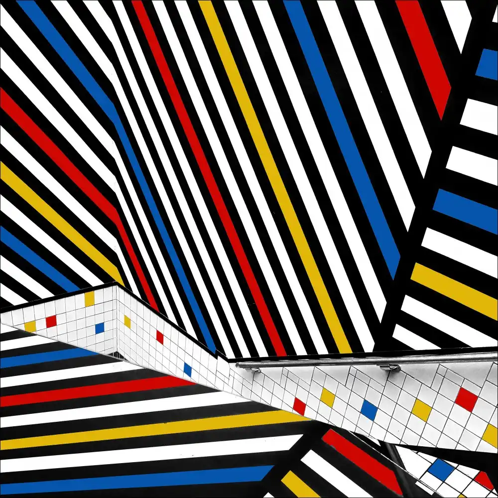 Limberg, Huib: Mondriaan coloured hall