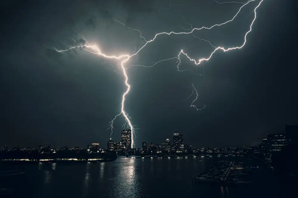 Zhang, Mei: “T” Is for Thunder!