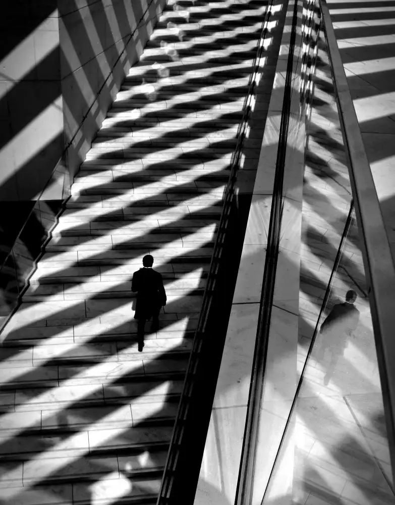 Ezequiel59: Lumière et ombres marchant