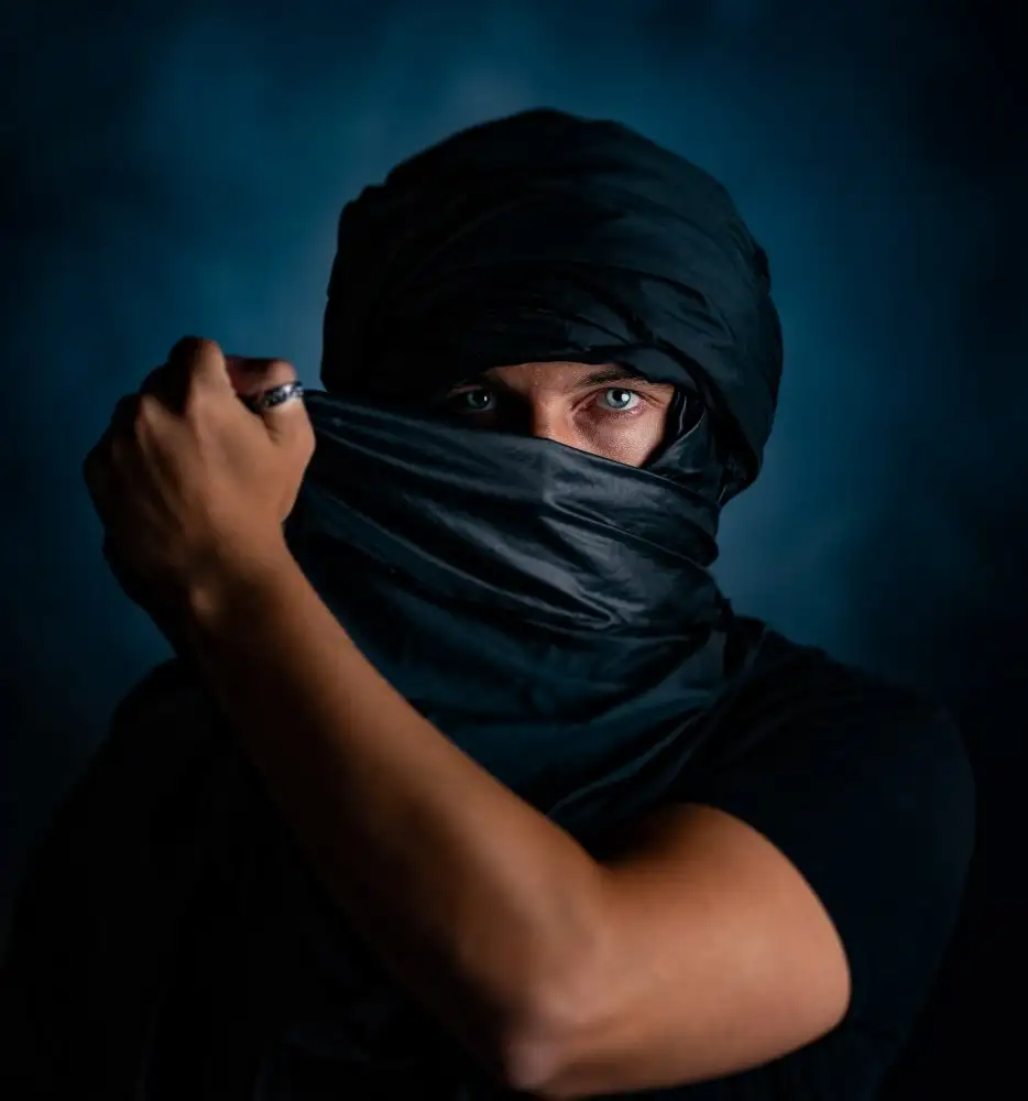 Bissacco, Alberto: ...blue man