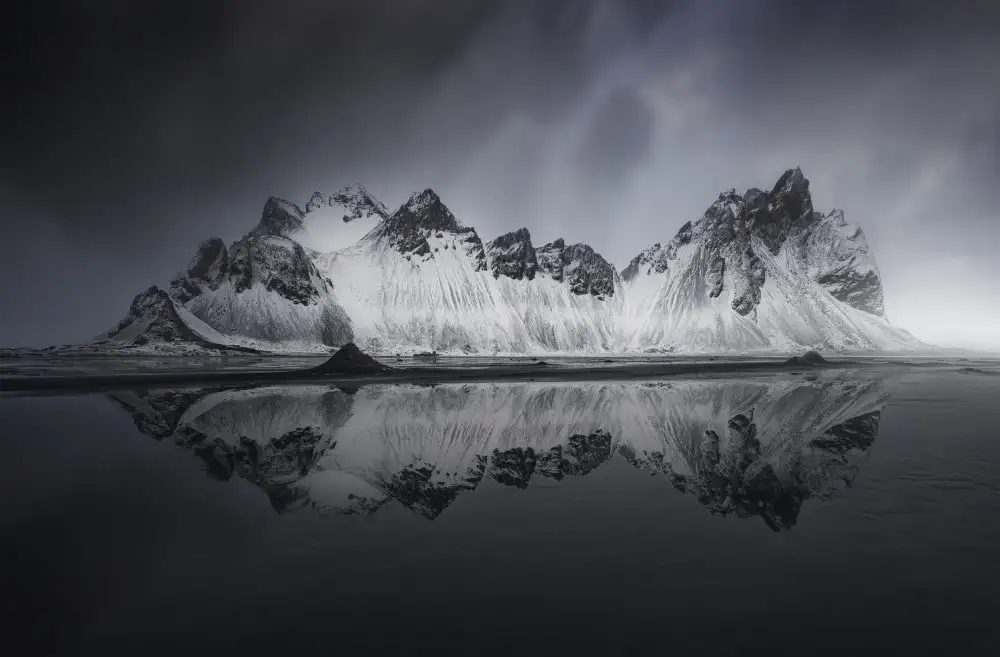 Dueso, Ruiz Jorge: The Magic Mountain