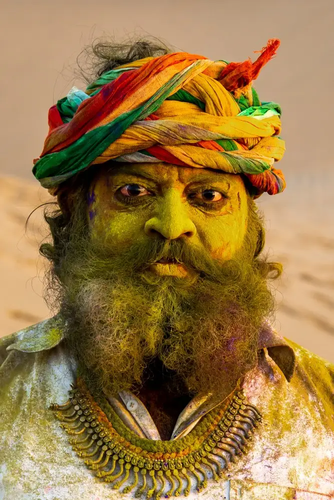 GV, BALASUBRAMANIAN: Celebrating Holi