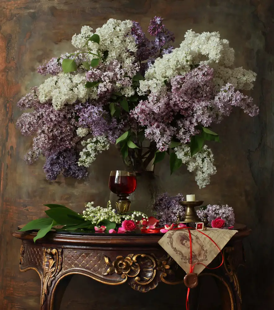 Morozov, Andrey: Stillleben mit lila Blumen