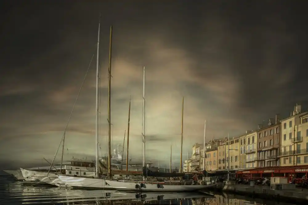 Claes, Gilbert: Marina