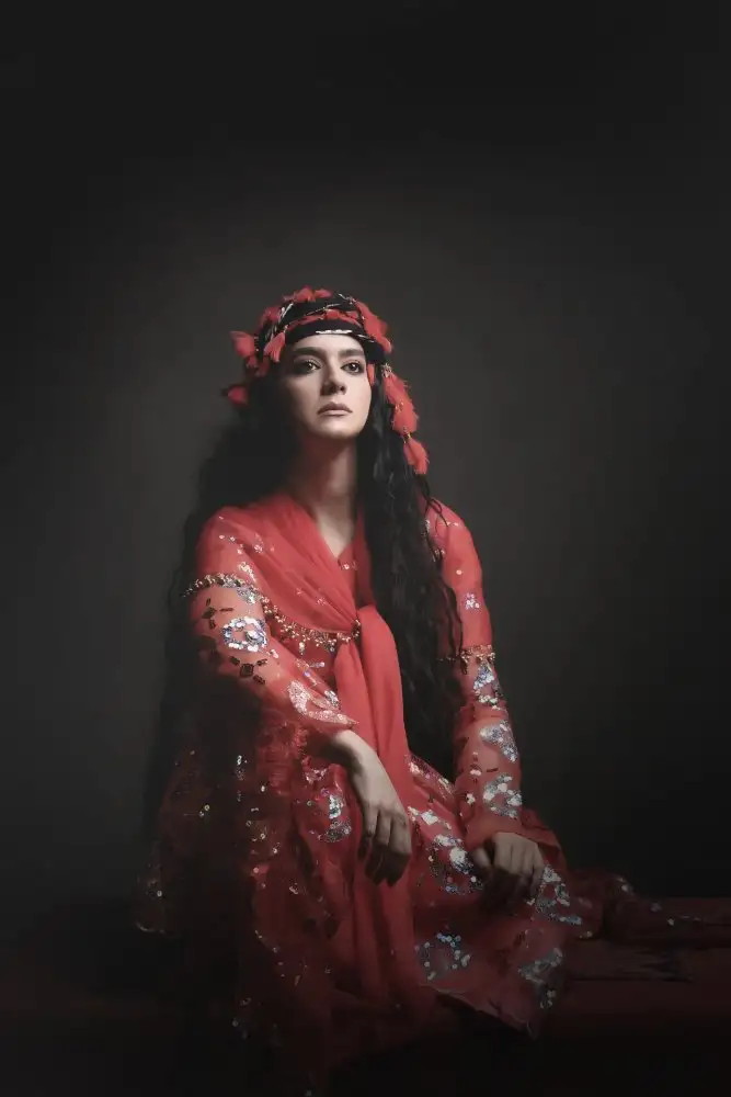 Hasheminasab, Moein: Kurdish Girl