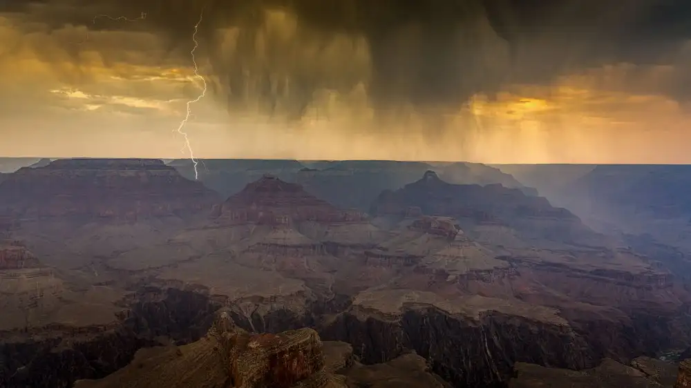 Lin, Ning: Grand Canyon Monsoon