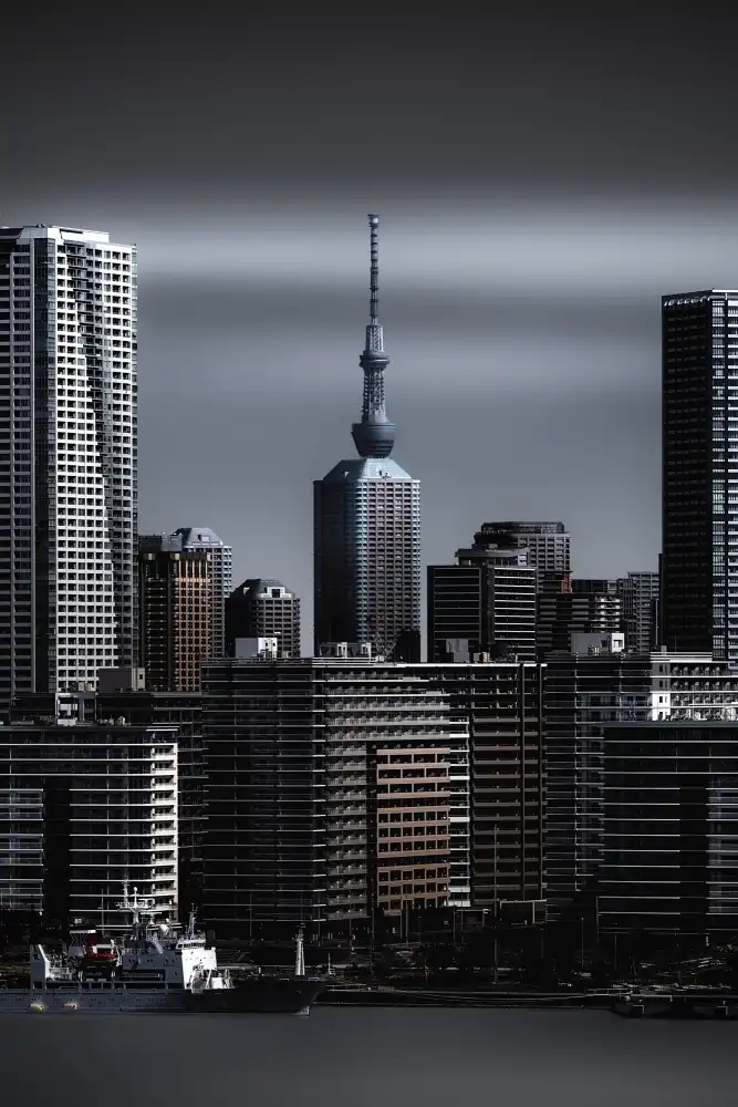T, Amatou: Skytree