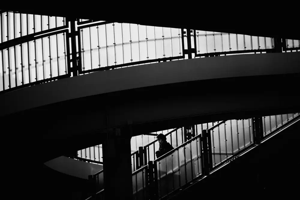Suzuki, Jun: Stairs in the stairs