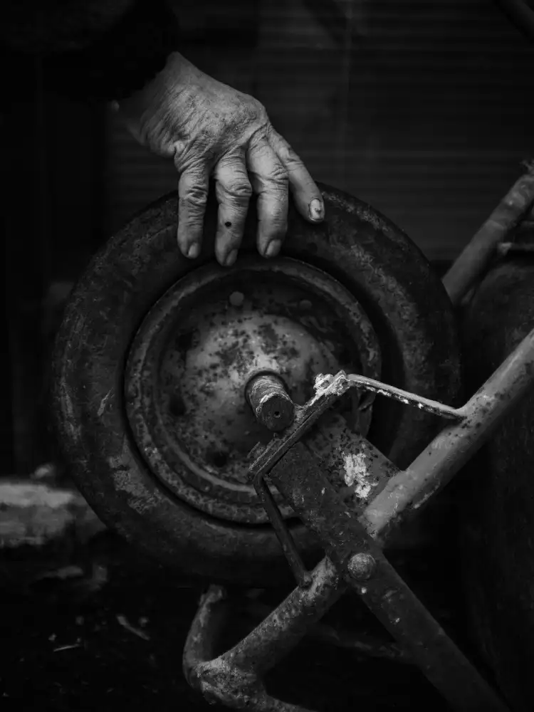 Jovanovic, Koki: Hard times