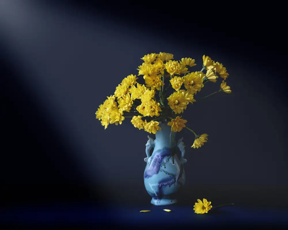 Zhang, Hannah: Yellow flowers