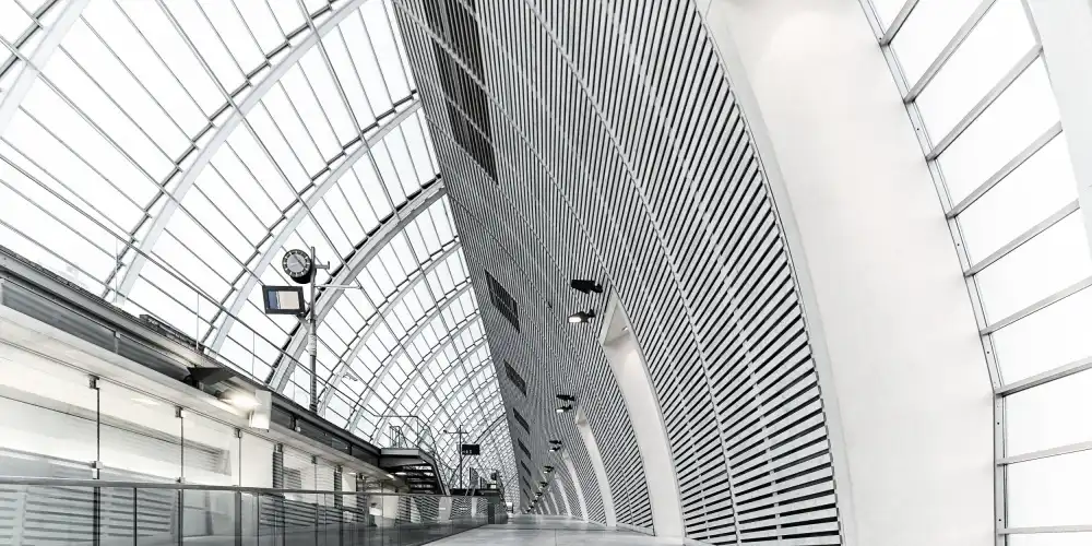 Weber, Roland: Gare TGV d'Avignon