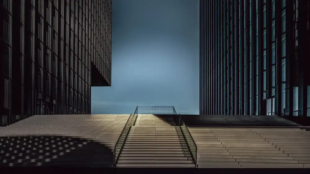 Rückert, Stephan: The starcase between