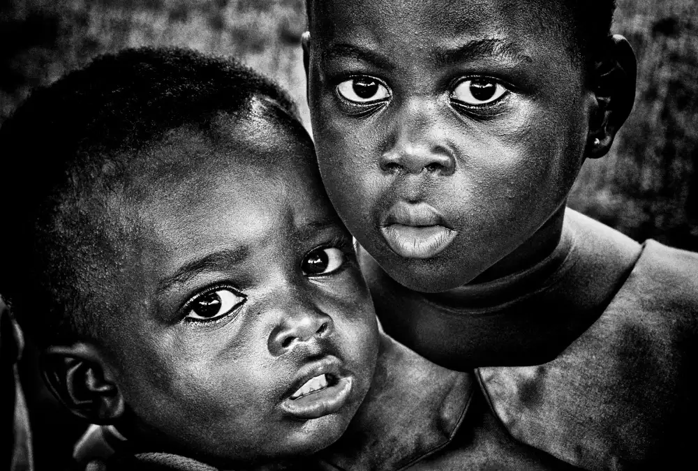 Garmendia, Inazio Joxe: Two children in Benin