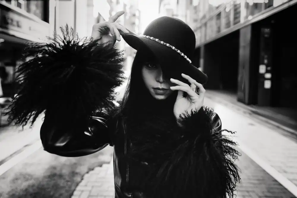 takeborn299: Here she comes.