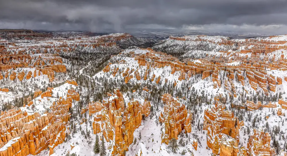 Lin, Ning: Bryce Canyon in Winter