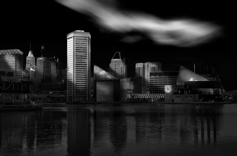 Wei, Rong: The City Skyline