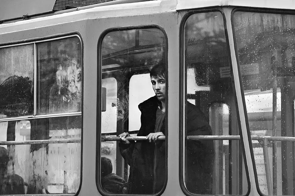Gabor, Nicoleta: november passengers