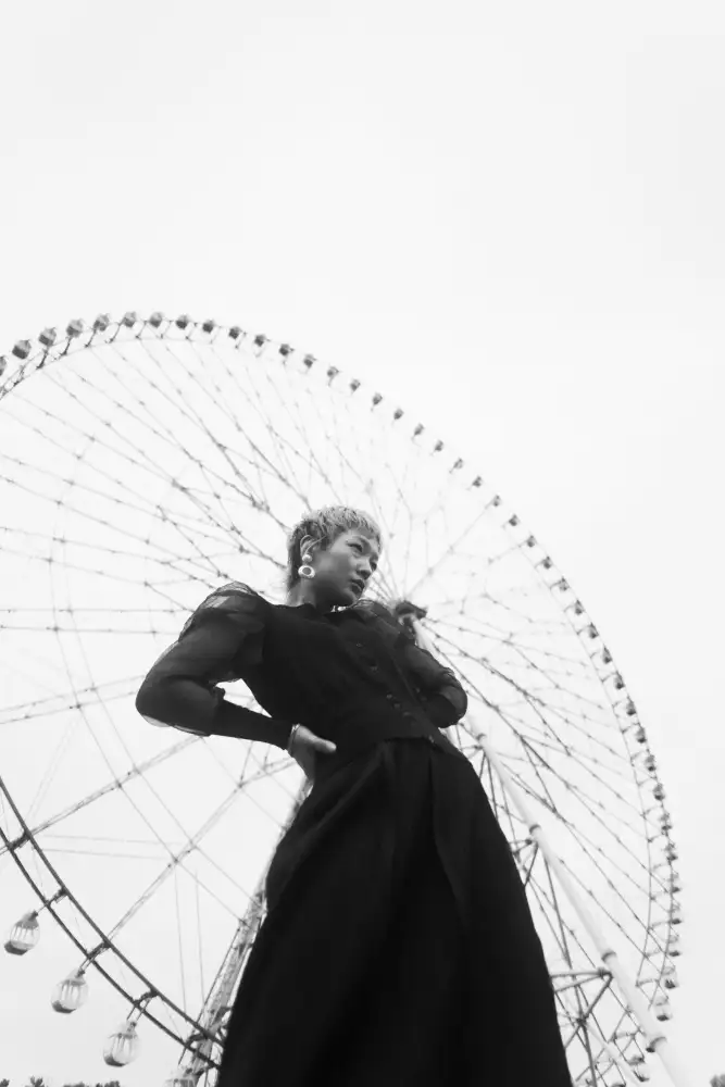 Fukuda, Hiro: a robust woman