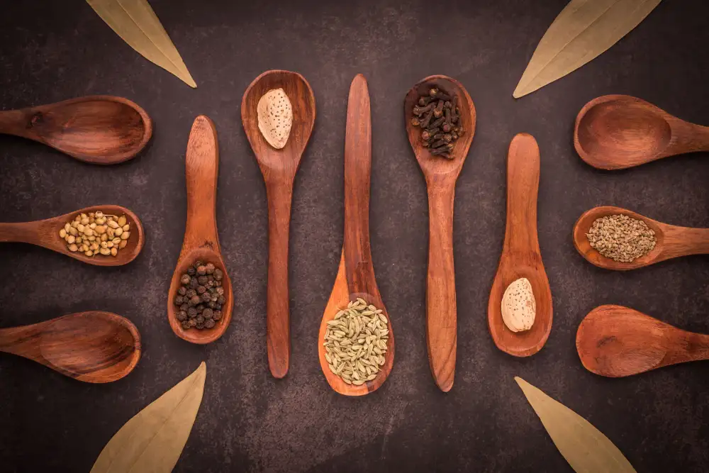 Dhuper, Sumit: Spoons & Spices