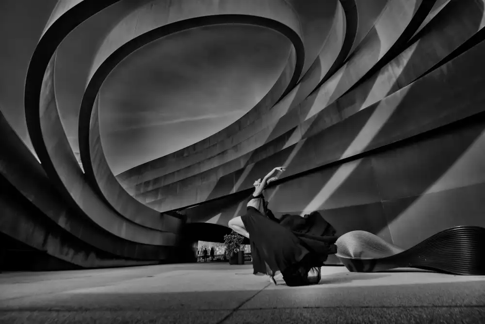 Abu, Dekel: Dance in circles