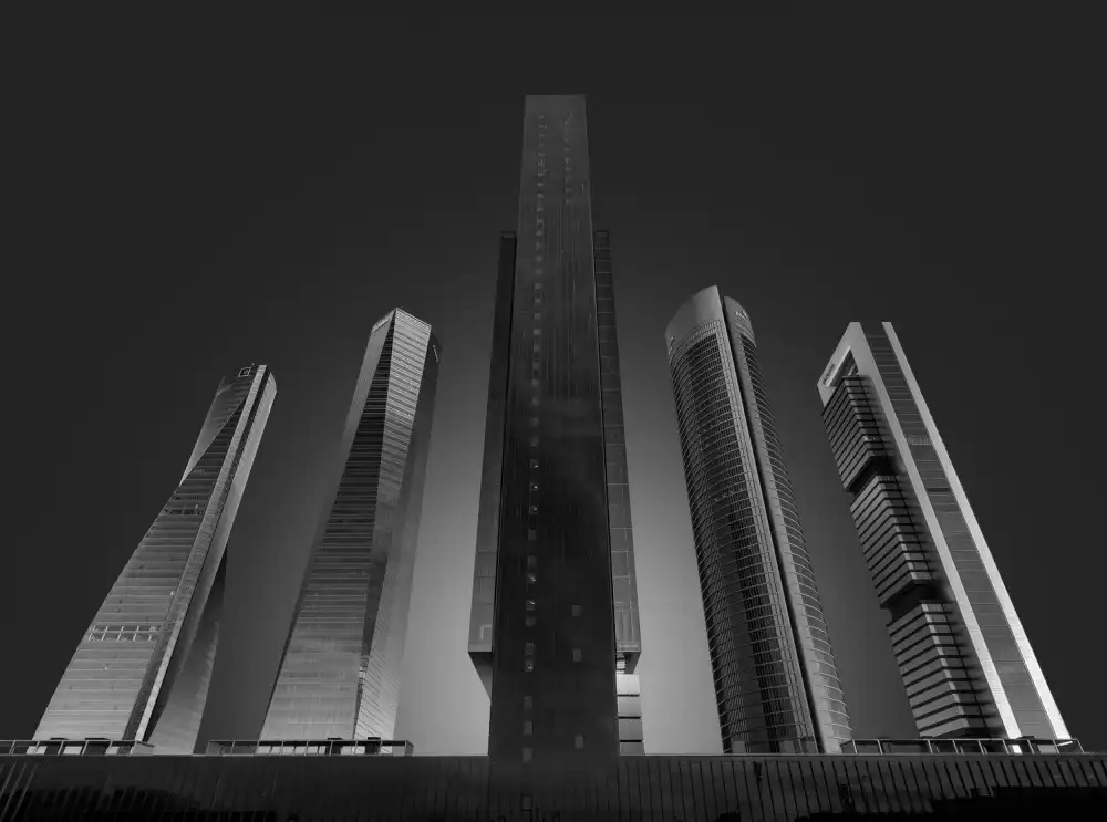 Mingo, de Enrique: Moderne Giganten