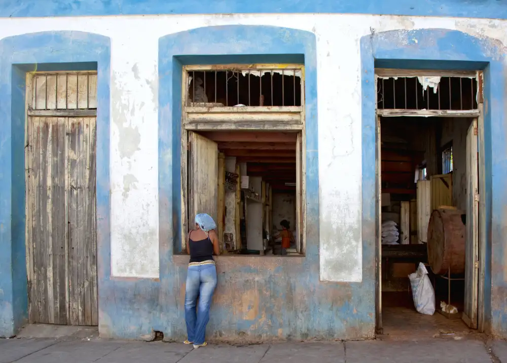 Belgin, Esra: The Bakery