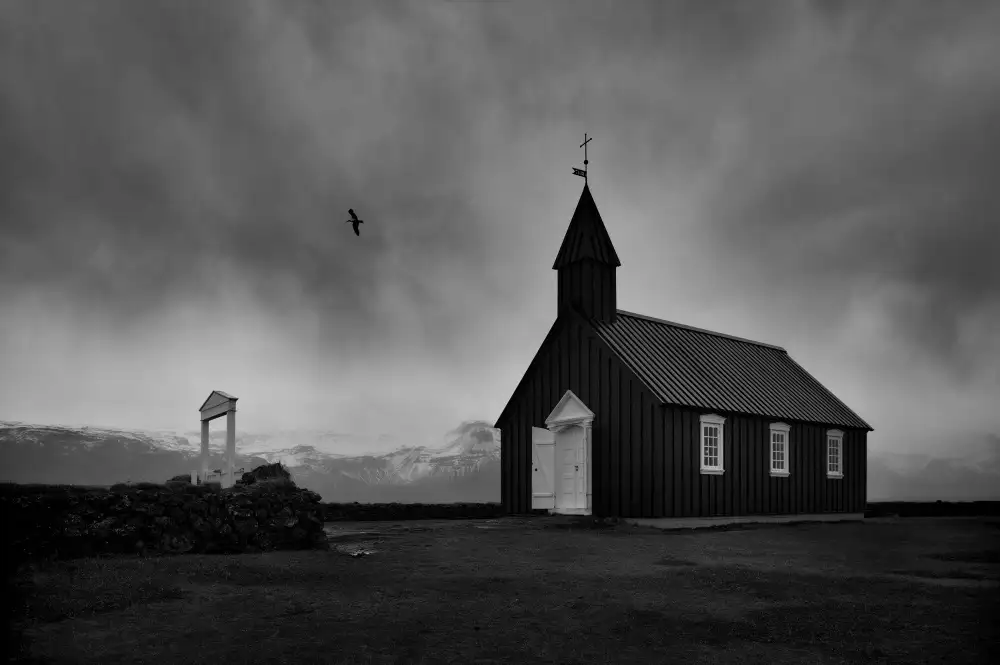 Uhrin, Milan: Black church