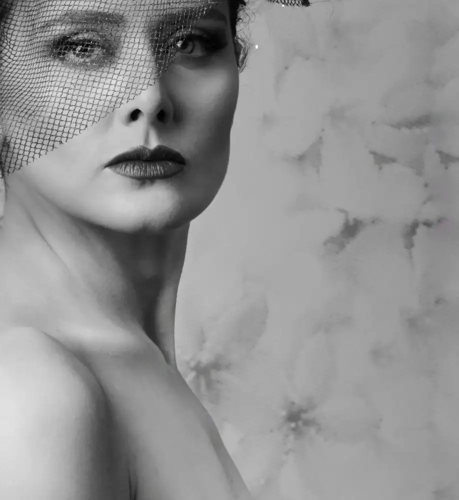 mohahammadi, nour Roya: Her eyas
