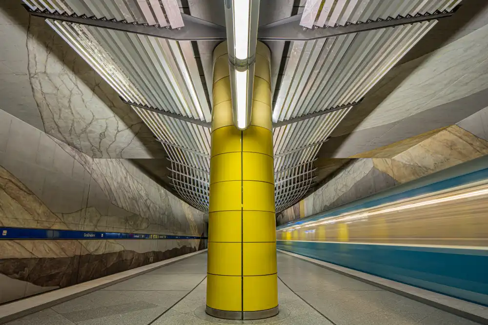 Schmidtke, Holger: leaving the Station