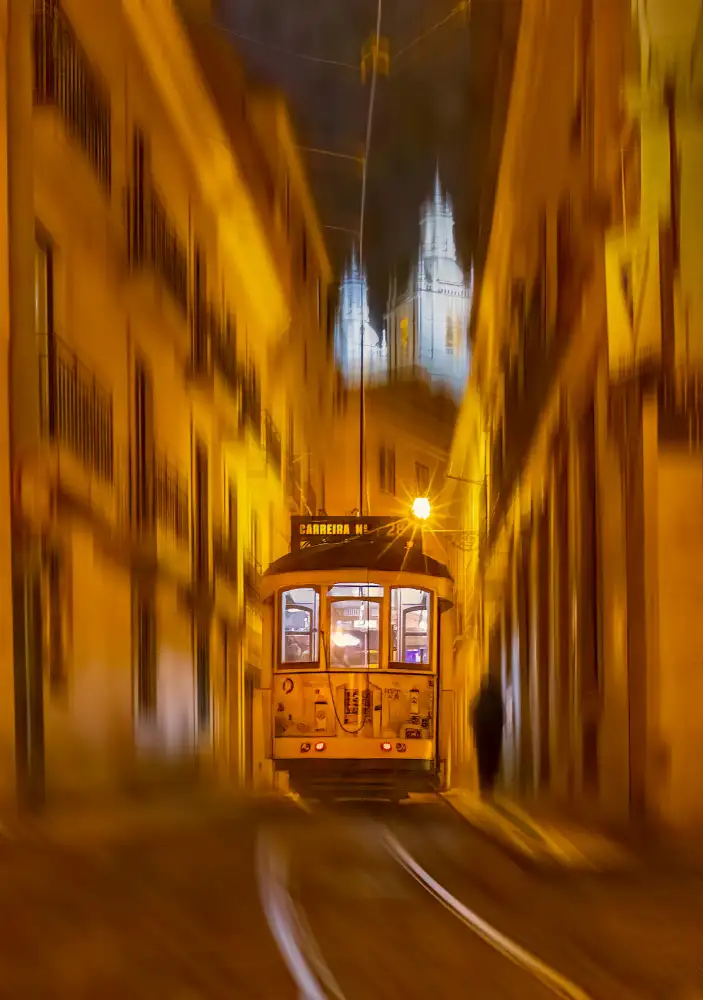 Zeng, Kenneth: TRAMVAJE 28 v noci II