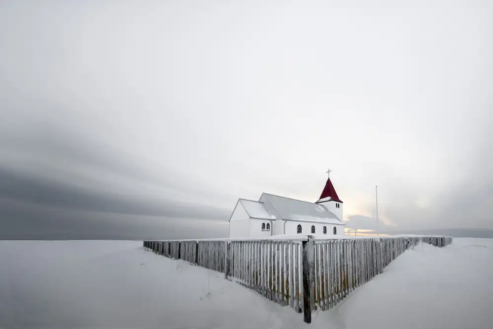 Wang, Ti: Landa church Iceland
