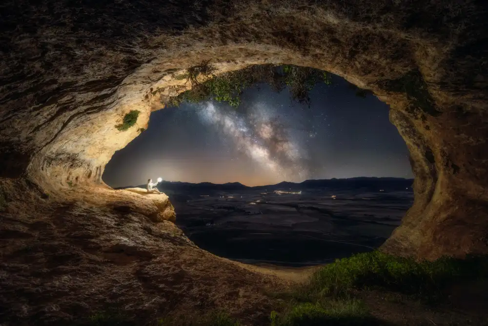 Lopez, Bartolome: Caves of Zaen I