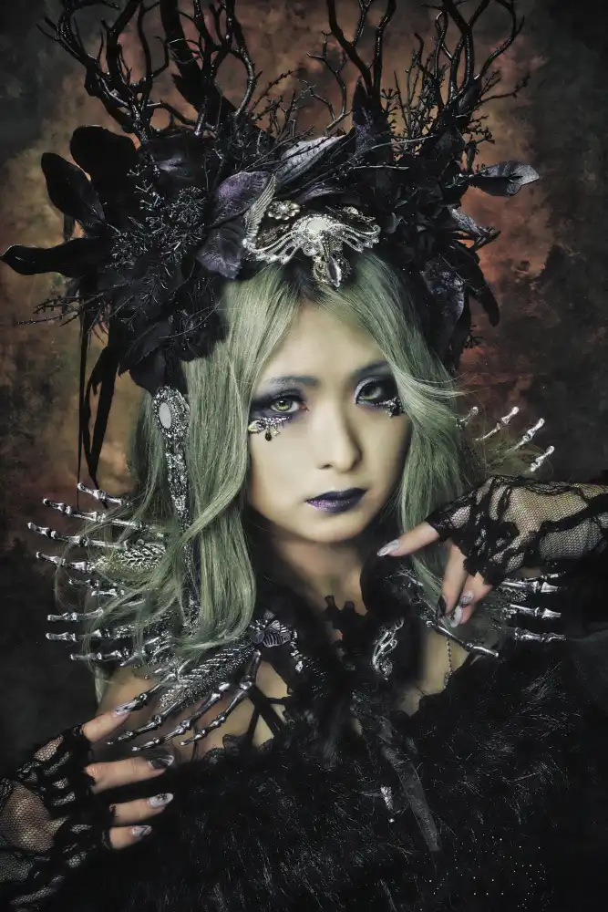 KOIKI: Rosa insanguinata