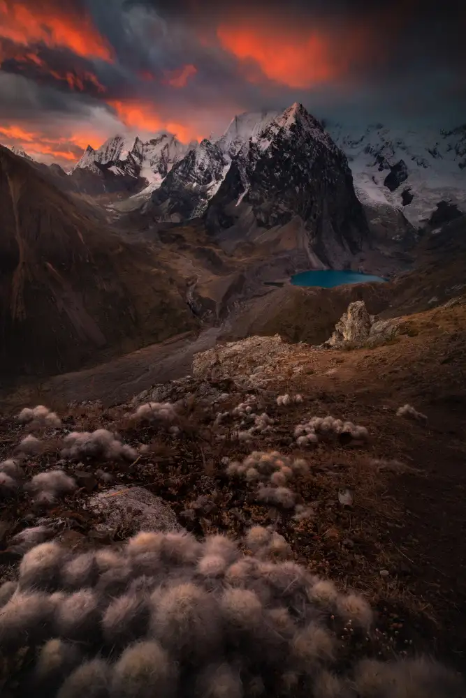 Nienartowicz, Karol: Serata Huayhuash