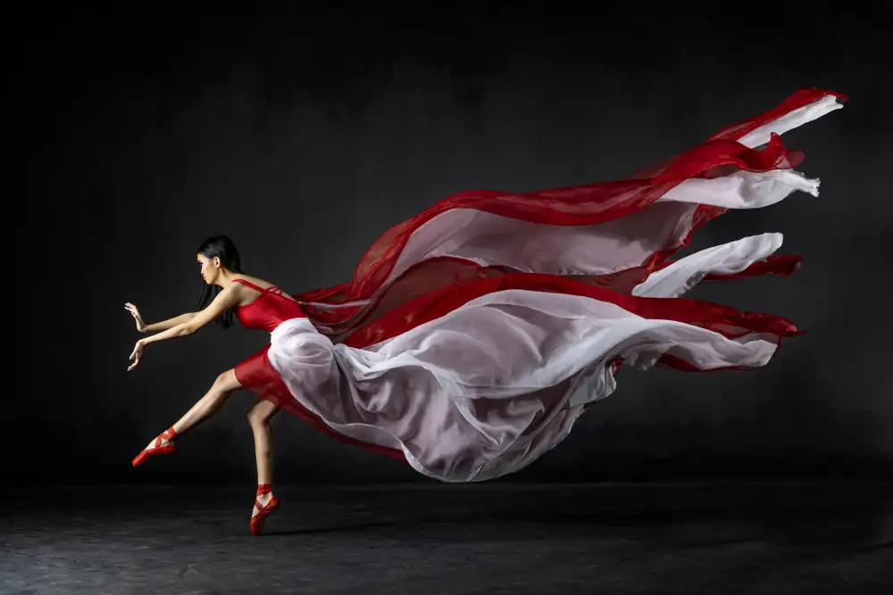 Suhardjo, Lisdiyanto: Ballerina Red n White