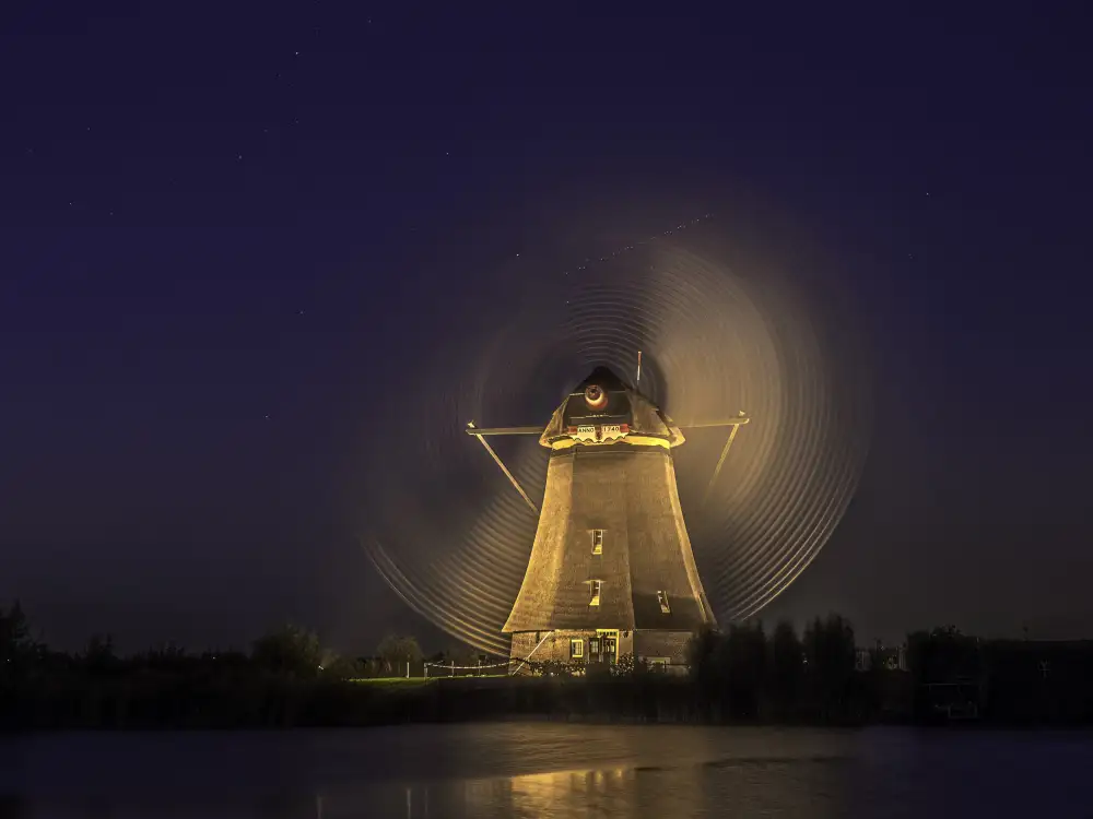 Goossens, Henk: Turning around