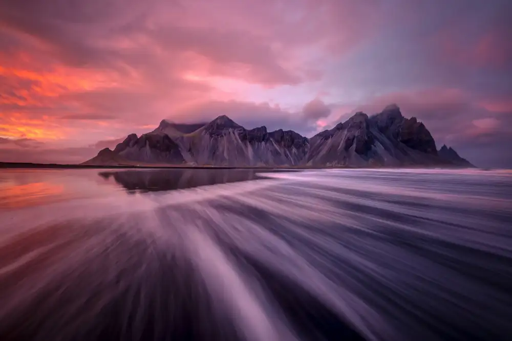 Yu, Zhen James: Coucher de soleil sur le Vestrahorn