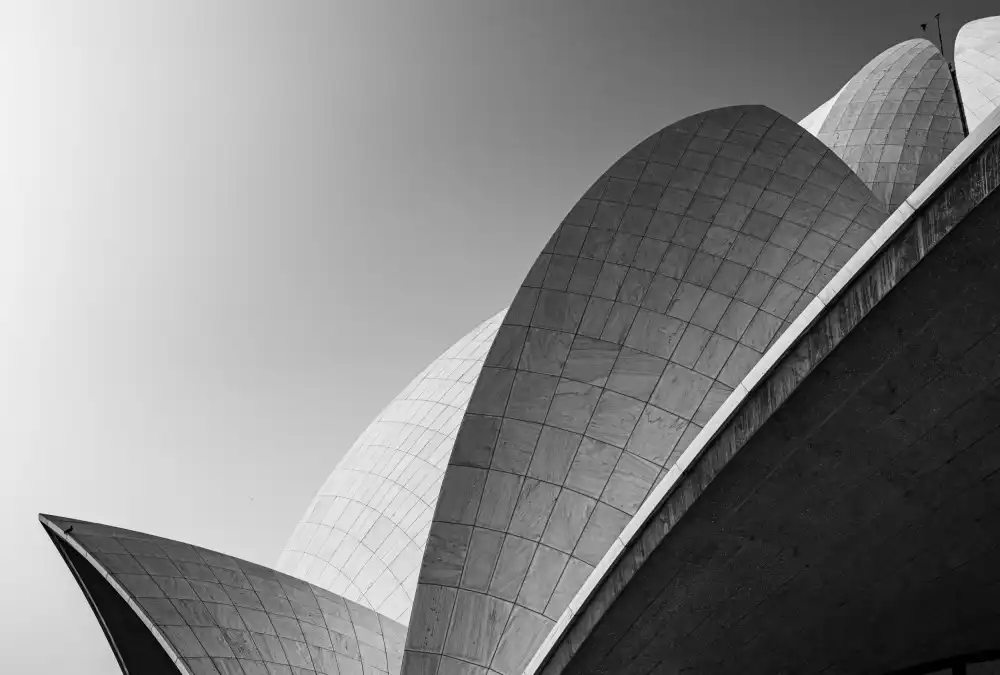 Chawla, Shobhit: Lotus temple .. the grey scale